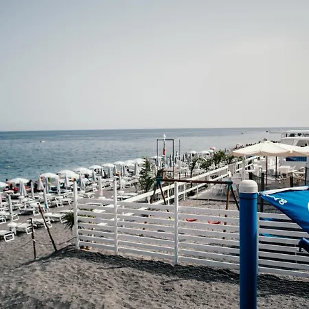 Levante *